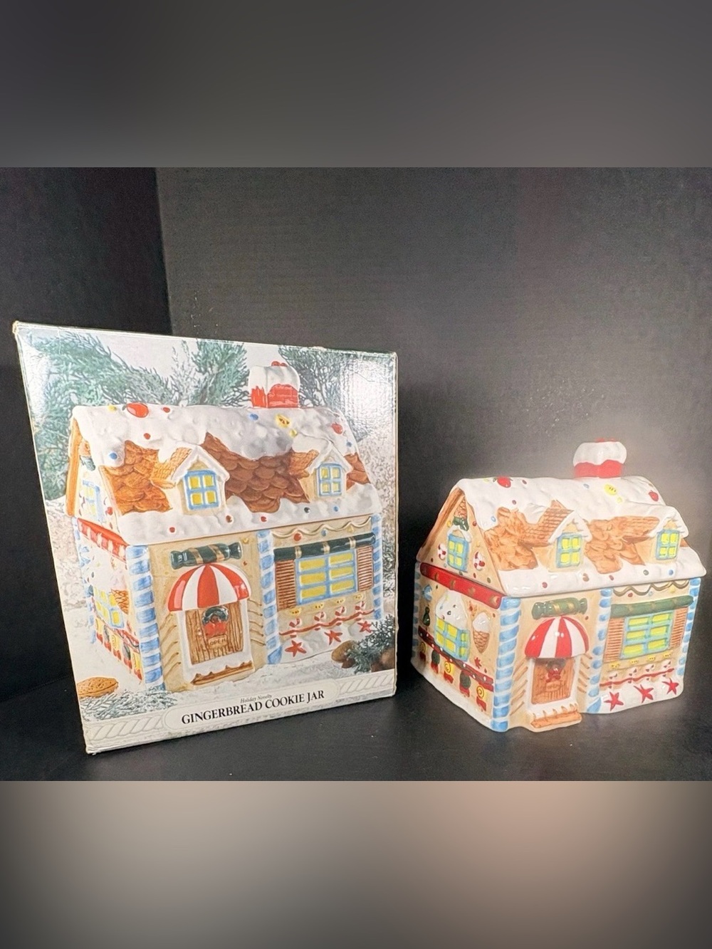 HomeTrends Asia Master Group Gingerbread House Cookie Jar Christmas w/ Box